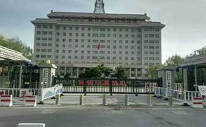 銀川武警總隊(duì)分段平移門案例 - 中出網(wǎng)-智能出入口與停車充電門戶