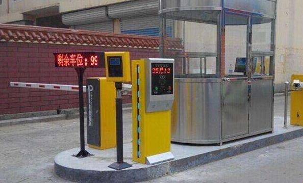 淮安出安智能車牌識(shí)別安裝在保利堂悅