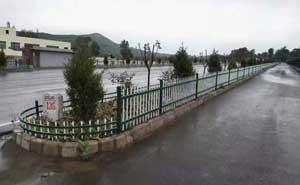 宿遷揚(yáng)子江路護(hù)欄案例