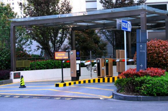 捷順科技Jlite讓停車場升級(jí)平滑過渡