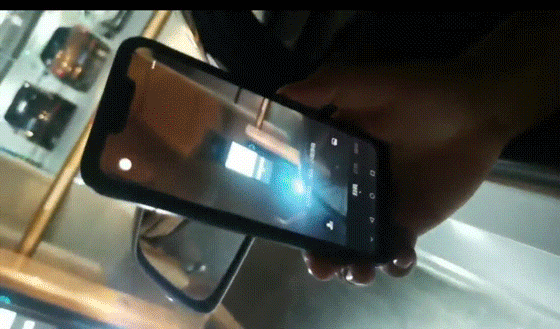 無牌車掃碼繳費出場