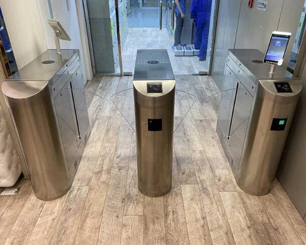 香港中科工程有限公司 - 中出網-智能出入口與停車充電門戶