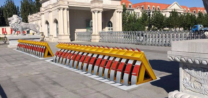 路障機 - 中出網(wǎng)-智能出入口與停車充電門戶