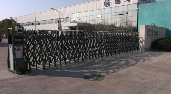 湖州出安智能伸縮門給德馬物流集團(tuán)項(xiàng)目不一樣的體驗(yàn)