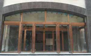 新鄉(xiāng)獲嘉北苑商務(wù)酒店自動(dòng)門(mén)案例