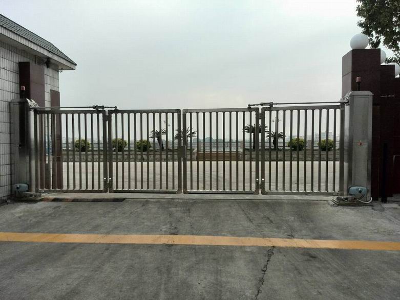 揭陽(yáng)出安智能懸浮平移門進(jìn)駐揭陽(yáng)市東泰乳業(yè)有限公司