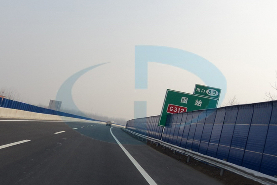 信陽出安智能道路護(hù)欄進(jìn)駐信陽淮固高速