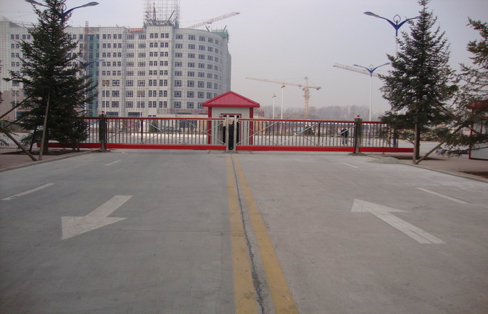 熱烈祝賀赤峰出安智能懸浮平移門進(jìn)駐赤峰市和美建材城