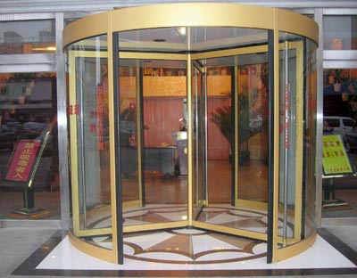 喜迎邢臺出安智能旋轉(zhuǎn)門進駐綠洲新城