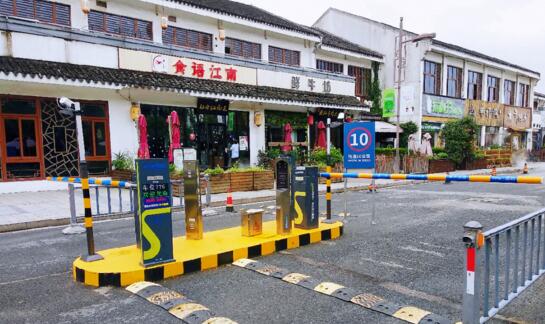 科拓·速泊無人收費停車場服務方案通過AI智能車牌識別技術