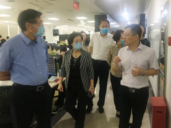 長春市政協(xié)領(lǐng)導與廈門市政協(xié)領(lǐng)導蒞臨科拓參觀考察