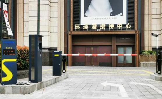 科拓停車亮相上海最大商業(yè)綜合體，助力智慧商業(yè)新生態(tài)