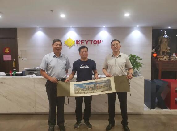 上海浦東新區(qū)領(lǐng)導(dǎo)一行蒞臨科拓參觀考察，對(duì)科拓實(shí)力予以高度評(píng)價(jià)