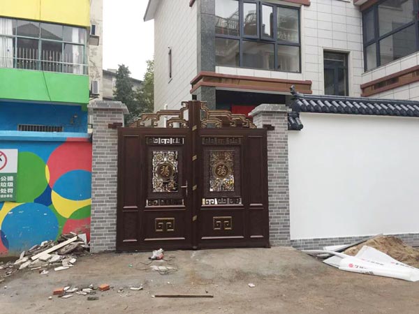 松原紅海高鐵萬(wàn)象城別墅大門案例 - 中出網(wǎng)-智能出入口與停車充電門戶