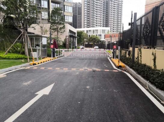 道爾設(shè)備入駐華為湖岸花園