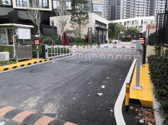 道爾設(shè)備入駐華為湖岸花園