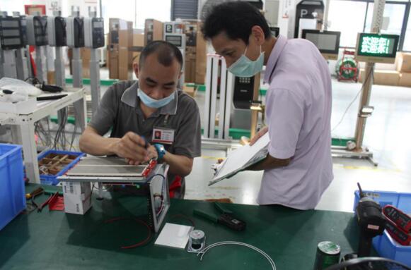 大賽分為停車場產品組、通道閘產品組兩組比賽