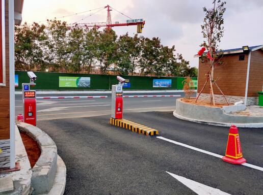 道爾停車設備新駐三亞高鐵站