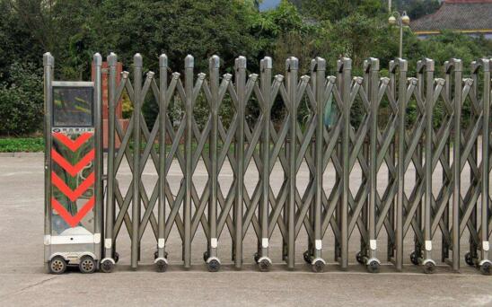 張家口出安智能電動(dòng)伸縮門順利進(jìn)駐銘豪嘉苑