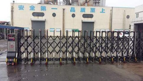 張家口新名人中等職業(yè)學校采購張家口出安智能伸縮門