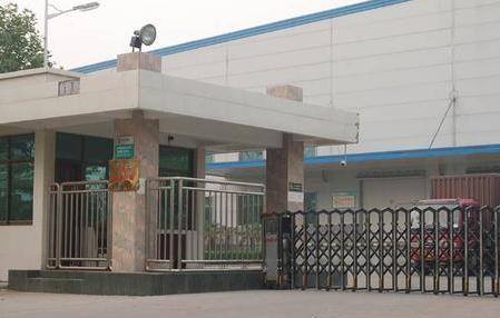 張家口出安智能電動伸縮門被張家口工業(yè)交通學校啟用