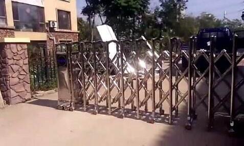 承德德廈新型建材有限公司項(xiàng)目與承德出安智能再度合作引進(jìn)電動(dòng)伸縮門(mén)