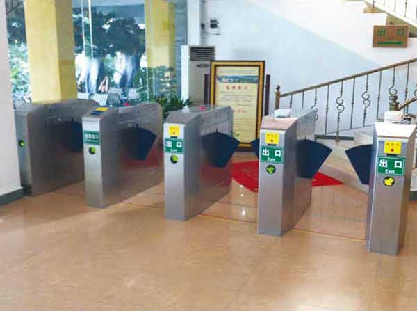 慶賀清遠(yuǎn)出安智能通道閘進(jìn)駐清遠(yuǎn)盈盞酒店