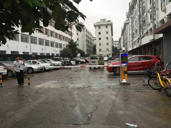 喜迎六盤水出安智能停車場(chǎng)系統(tǒng)進(jìn)駐六盤水黃河醫(yī)院