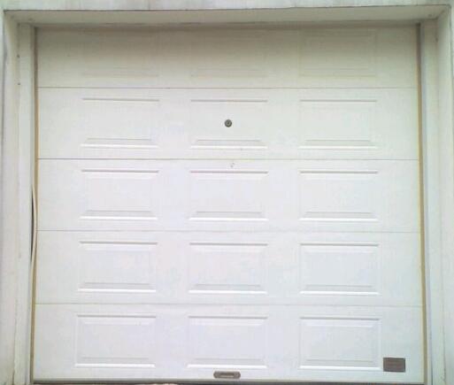 喜迎六盤水出安智能車庫(kù)門進(jìn)駐金陽(yáng)黃金灣