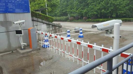 ?？谲嚺谱R別逐漸適應(yīng)社會的需求