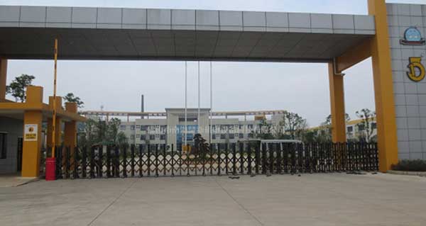 喜迎衢州出安智能分段平移門進駐浙江五一機械有限公司