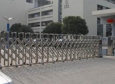 舟山市田家炳中學(xué)與舟山出安智能電動(dòng)伸縮門達(dá)成合作協(xié)議