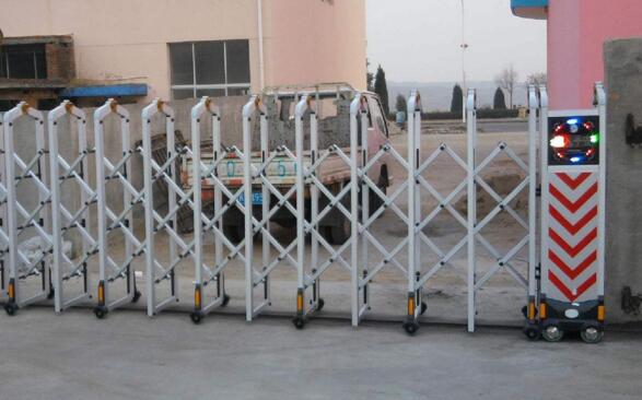 舟山出安智能伸縮門成功安裝舟山市易達企業(yè)服務有限公司