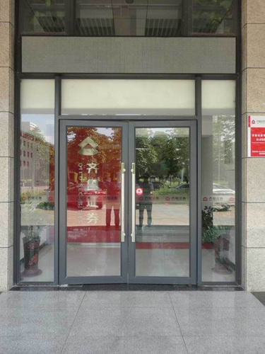 齊魯證券肯德基門(mén)工程案例 - 中出網(wǎng)-智能出入口與停車(chē)充電門(mén)戶(hù)