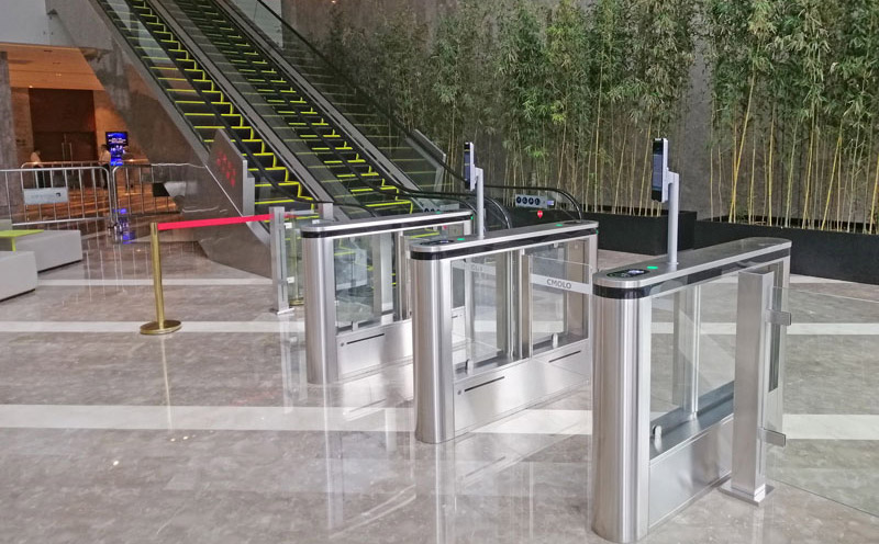 人臉識別考勤閘機(jī)