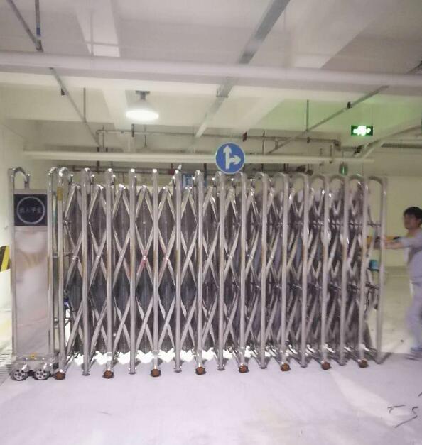 廣安棗山佳霖建工集團(tuán)電動(dòng)伸縮門案例 - 中出網(wǎng)-智能出入口與停車充電門戶