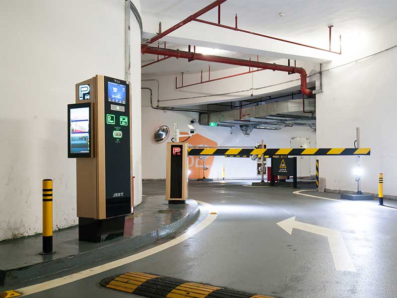 喜迎深圳出安智能停車場系統(tǒng)進駐深圳華強北九方購物中心