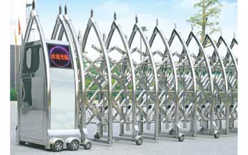 不銹鋼伸縮門 - 銀龍四號不銹鋼伸縮門