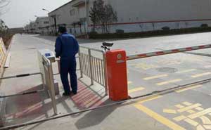 銅陵中發(fā)產業(yè)園道閘案例