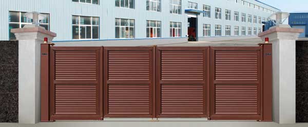 廣東富陽生物科技有限公司懸浮折疊門案例 - 中出網(wǎng)-智能出入口與停車充電門戶