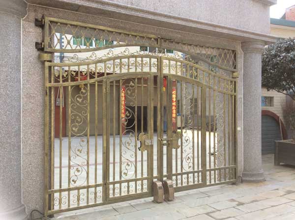 安康中梁御墅花園別墅大門案例 - 中出網(wǎng)-智能出入口與停車充電門戶