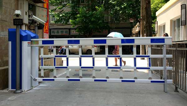 熱烈祝賀鶴壁出安智能柵欄道閘進(jìn)駐鶴壁恒大名都