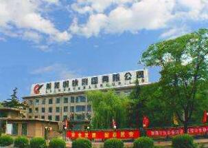 萊蕪出安智能為萊蕪鋼鐵集團粉末冶金有限公司添加卷簾門