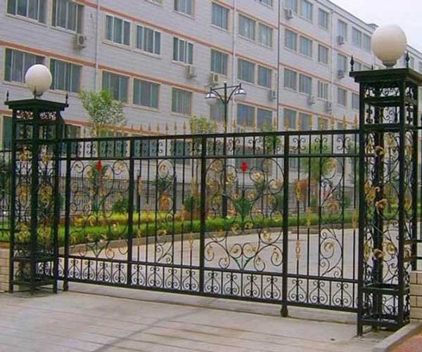 安順奧林匹克花園鐵藝大門案例 - 中出網(wǎng)-智能出入口與停車充電門戶