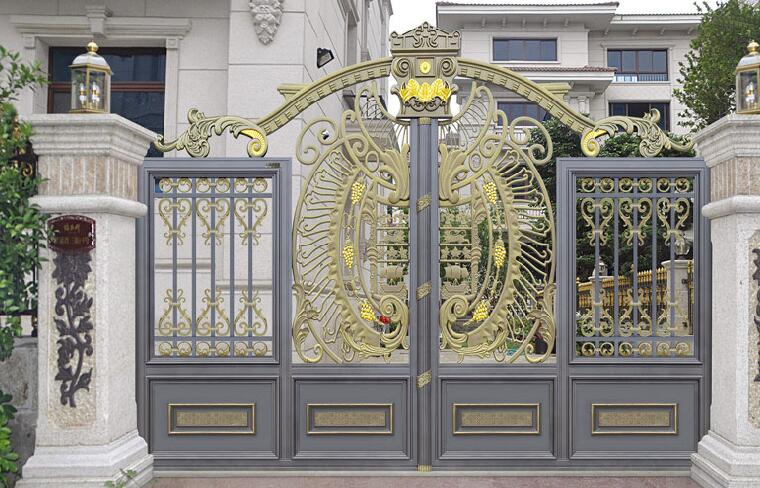 普洱出安智能鋁藝大門(mén)為錦?；▓@大門(mén)口添上色彩