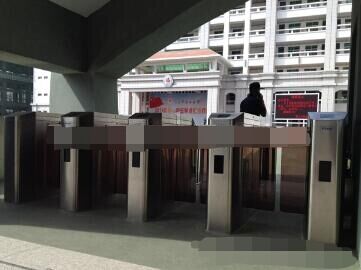 慶賀三亞出安智能通道閘進(jìn)駐三亞第四中學(xué)