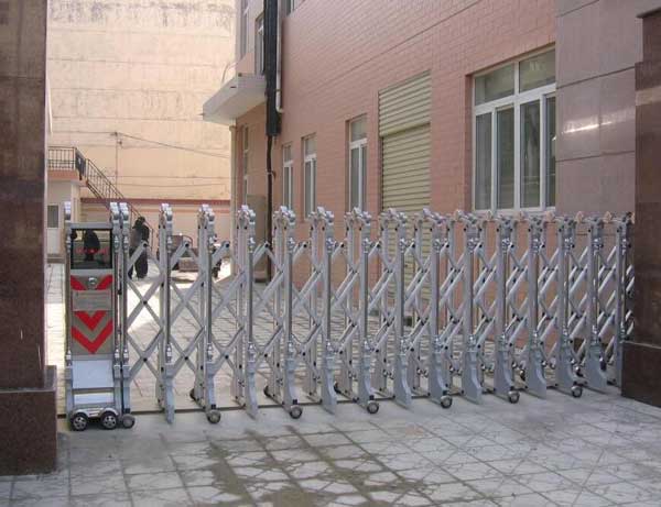 慶賀七臺河出安智能伸縮門進駐七臺河市熱力公司