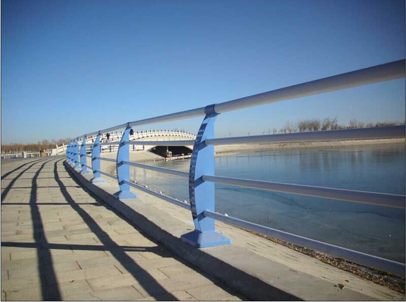 慶賀嘉峪關(guān)出安智能道路護(hù)欄進(jìn)駐甘肅嘉峪關(guān)橋梁