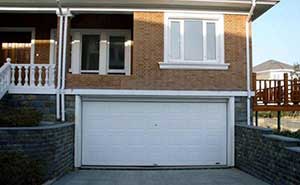 翻板車庫(kù)門