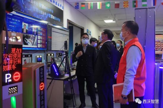 市區(qū)街工會(huì)領(lǐng)導(dǎo)一行蒞臨西沃科技慰問指導(dǎo)工作